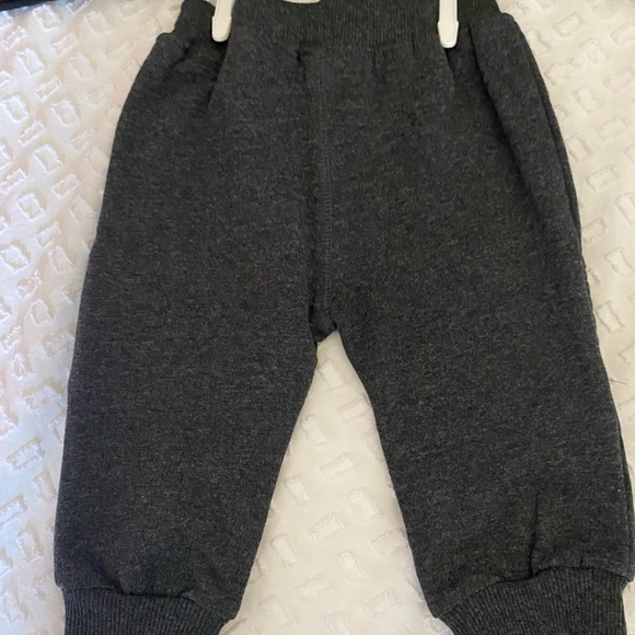 Guns & Roses sweats - Picture 3 of 3